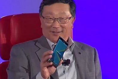 CEO John Chen nói về chiến lược tiếp theo BlackBerry Priv