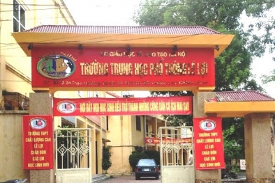 Xúc phạm giáo viên trên facebook: Gia đình học sinh quyết chuyển trường