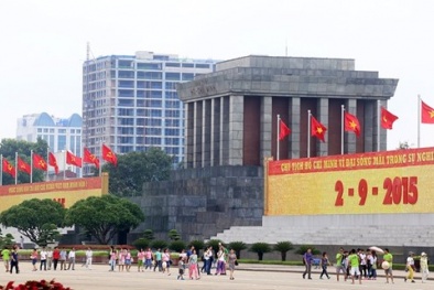 Chủ đầu tư tòa nhà cao vượt Lăng Bác cam kết tháo dỡ các phần vi phạm