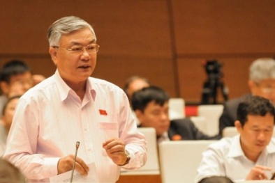 'Người đồng tính mà được giam chung một buồng thì sướng quá!'