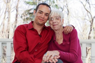 Nữ hoàng phim đen vẫn 'đắt show' ở tuổi 80