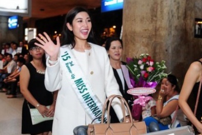 Thúy Vân rạng rỡ ngày trở về