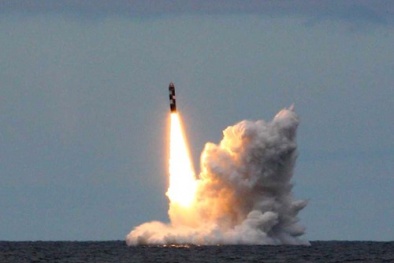 'Quái vật đại dương' của Nga phóng thành công 2 tên lửa Bulava
