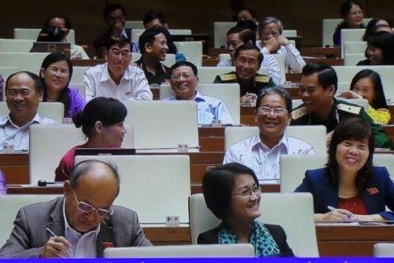 Bộ trưởng Hoàng Tuấn Anh nói gì khiến cả hội trường không nhịn được cười?
