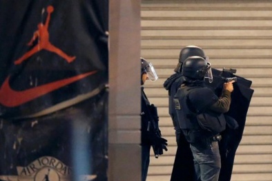 [Trực tiếp] Đấu súng dữ dội ở ngoại ô Paris, gần sân Stade de France