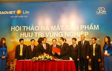 Đọc báo hôm nay: Những tin tức mới cập nhật ngày 20/11/2015