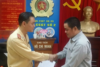 Bất ngờ nhận lại được xe máy sau hơn 1 tháng bị mất cắp