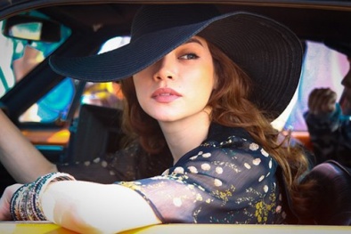 Hồ Ngọc Hà hóa thân thành cô gái digan trong MV mới 