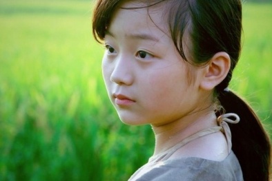Xót xa cho ‘Cô dâu 8 tuổi Việt’ trong phim Cuộc đời của Yến