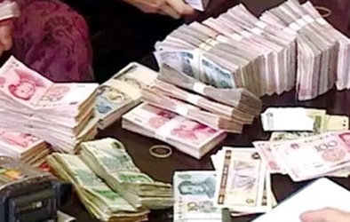 Trung Quốc triệt phá các ngân hàng rửa tiền