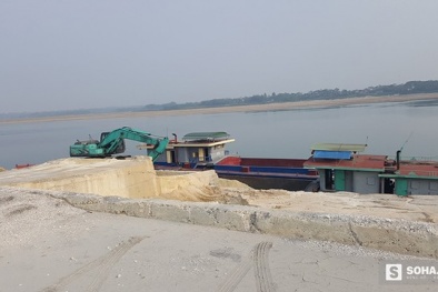 Có gì đó bất ổn dọc theo bãi bồi ven sông Đà