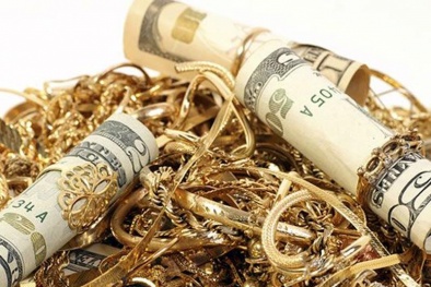 Cập nhật giá vàng trong nước ngày 26/11/2015: Giá vàng SJC ‘thua đau’ trước USD