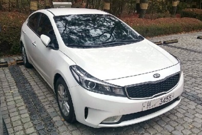 Kia K3 2016 bất ngờ ‘tung’ phiên bản mới đầy ấn tượng