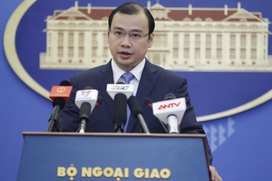 Bộ Ngoại giao lên tiếng về vụ tàu chiến TQ chĩa súng vào tàu Việt Nam