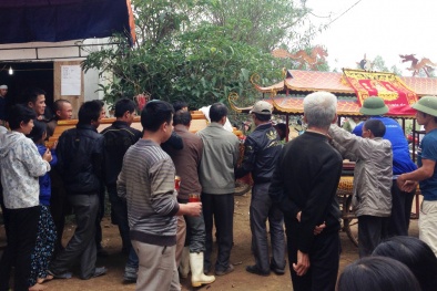 Xóm nhỏ rúng động vì nghi án cha dìm chết con 2 tuổi rồi tự sát