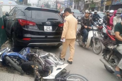 Cận cảnh hiện trường xe Santafe 'điên' đâm liên hoàn trên đường Trường Chinh (Hà Nội)