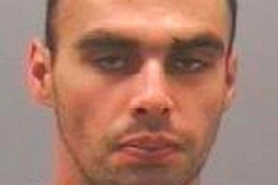 Tên trộm bị tóm vì 'hồn nhiên' ngủ ngáy ầm ĩ tại nhà nạn nhân