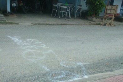 Tước quân tịch 2 cán bộ công an vì lừa đảo và nhậu say tự gây tai nạn