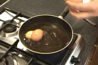 Hiện tượng ‘trứng trong trứng’ cực hiếm gặp