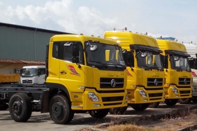 Ô tô tải Trung Quốc ồ ạt tràn vào Việt Nam