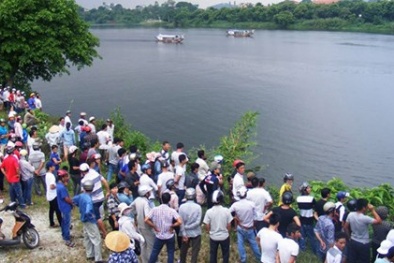 Vớt được nam thanh niên trên sông Hương với vết đâm thấu ngực