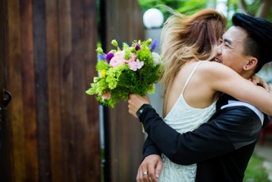  Trọng Hiếu ‘hóa’ sứ giả tình yêu trong MV mới