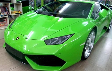 Đại gia Việt Nam đua sắm siêu xe trong 2015