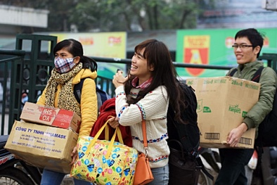 Đối với nhiều người xa xứ, về quê ăn Tết thôi cũng không hề đơn giản 