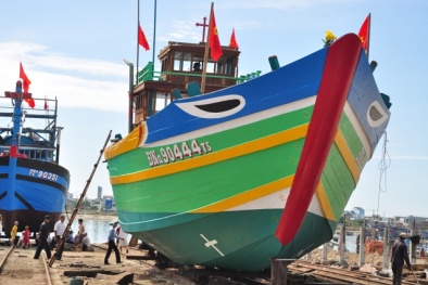 Hiện đại hóa đội tàu nâng cao năng suất khai thác thủy sản xa bờ