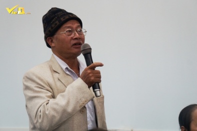 ‘Các bác ăn mặc bình thường đến mật phục mới biết dân chúng tôi khổ thế nào’