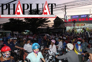 Đã khống chế đối tượng xông vào ngân hàng cố thủ, tự đâm vào bụng