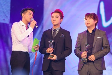 Sơn Tùng vượt mặt nhiều sao hot ‘lập hattrick’ tại Làn sóng xanh 