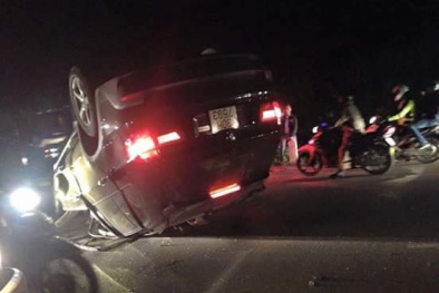 Gây tai nạn bỏ chạy, BMW tông vào xe biển xanh, hất văng 1 CSGT xuống đường