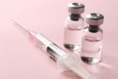 Bộ Y tế khuyến cáo không nên tự tiêm vắc xin ‘xách tay’ 