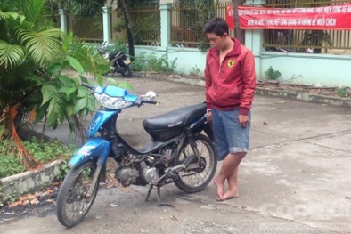 Tên cướp điện thoại táo tợn bị thiếu nữ 18 tuổi 'quật ngã'