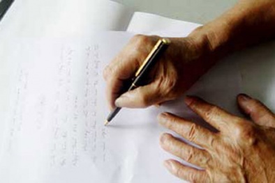 UBND xã 'làm chứng' cho bé gái 12 tuổi yêu thanh niên 22 tuổi