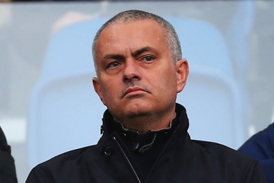 Mourinho chấp nhận mất 2,5 triệu bảng/năm để về M.U