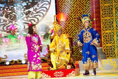 Chương trình Gặp nhau cuối năm: Vì sao hơn 10 năm không thay đổi diễn viên chính? 
