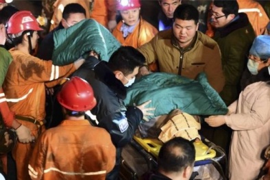 Sập mỏ thạch cao ở Trung Quốc: Chủ mỏ 'đường cùng' lao xuống giếng tự sát