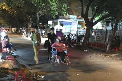 'Tập đoàn bán rong' lấy người khuyết tật làm 'bùa hộ mệnh'