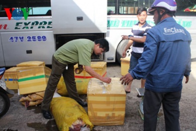 Hàng tấn thịt hôi thối ồ ạt đổ về Đắk Lắk những ngày cuối năm