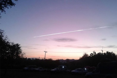 Vật thể lạ rơi ở Việt Nam có liên quan đến vệt sáng kì lạ ở Thái Lan?