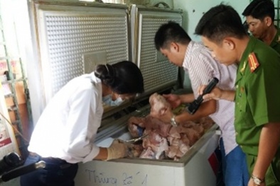 Kinh hãi 2 tạ nầm lợn thối xuất xứ Trung Quốc sắp bán cho quán nhậu