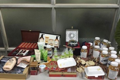 Chủ 3 công ty đồng loạt 'ấm ớ' về nguồn gốc hàng nghìn lọ mỹ phẩm