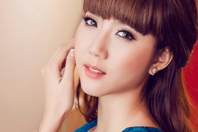 Siêu mẫu Ngọc Quyên hạ sinh quý tử 'giống bố như tạc'