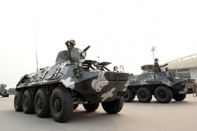 Xe bộ binh BTR-60PB tham gia bảo vệ Đại hội Đảng có trang bị gì?
