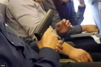 Ngán ngẩm chuyện hành khách Trung Quốc ‘đại náo’ máy bay