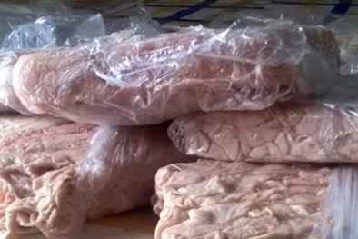 Hơn 3 tấn lòng lợn đã phân hủy, bốc mùi sắp đưa ra thị trường