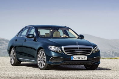 Mercedes-Benz E-Class 2016 hứa hẹn gây ‘bão’ dòng sedan cao cấp