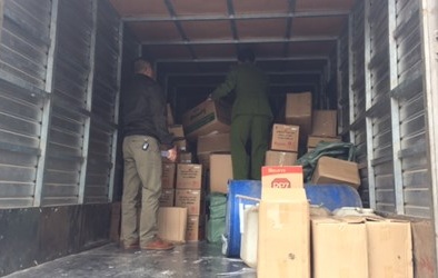 Phát hiện 1 tấn bao cao su giả chuẩn bị vào nhà nghỉ